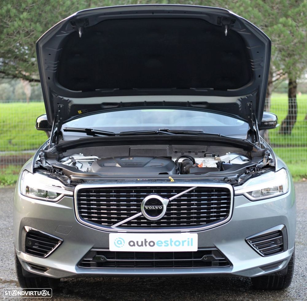 Volvo XC 60 2.0 T8 PHEV R-Design AWD - 12