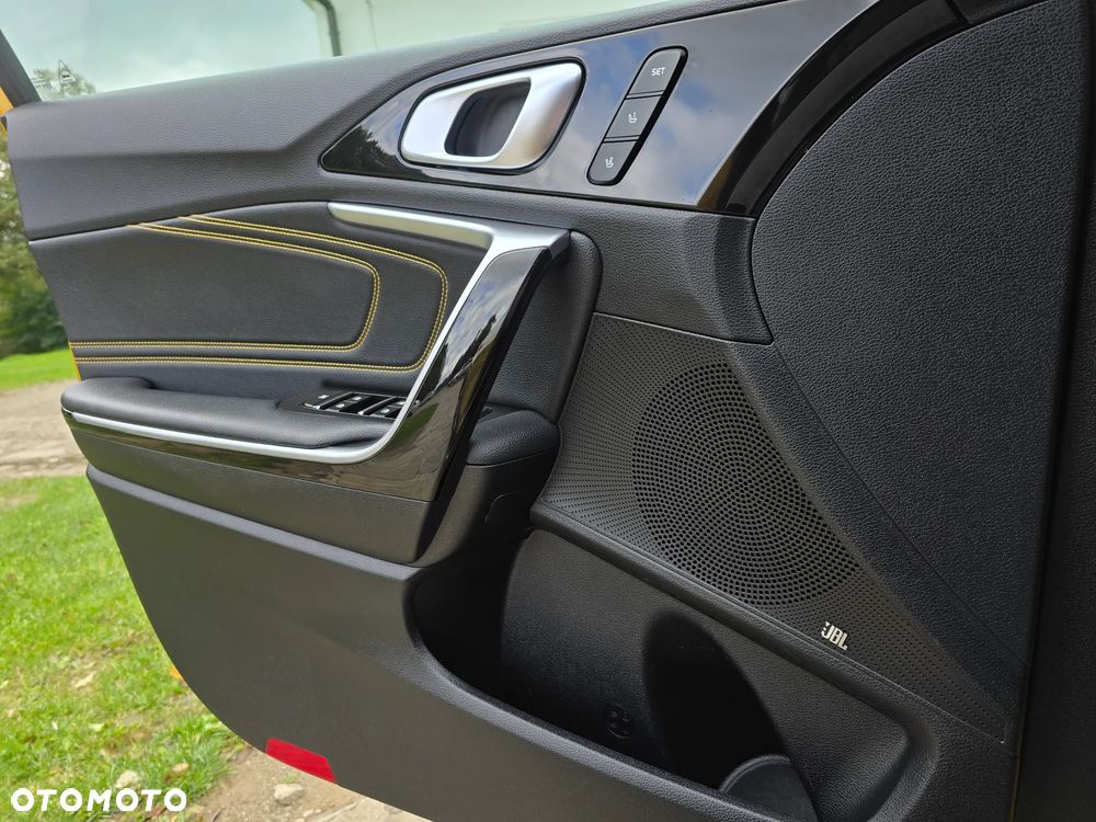 Kia XCeed 1.4 T-GDI OPF DCT7 LAUNCH EDITION - 35