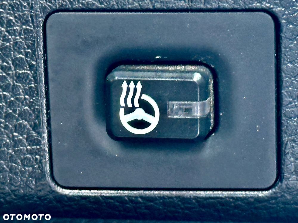 Hyundai i40 Kombi 1.7 CRDi DCT Premium - 21