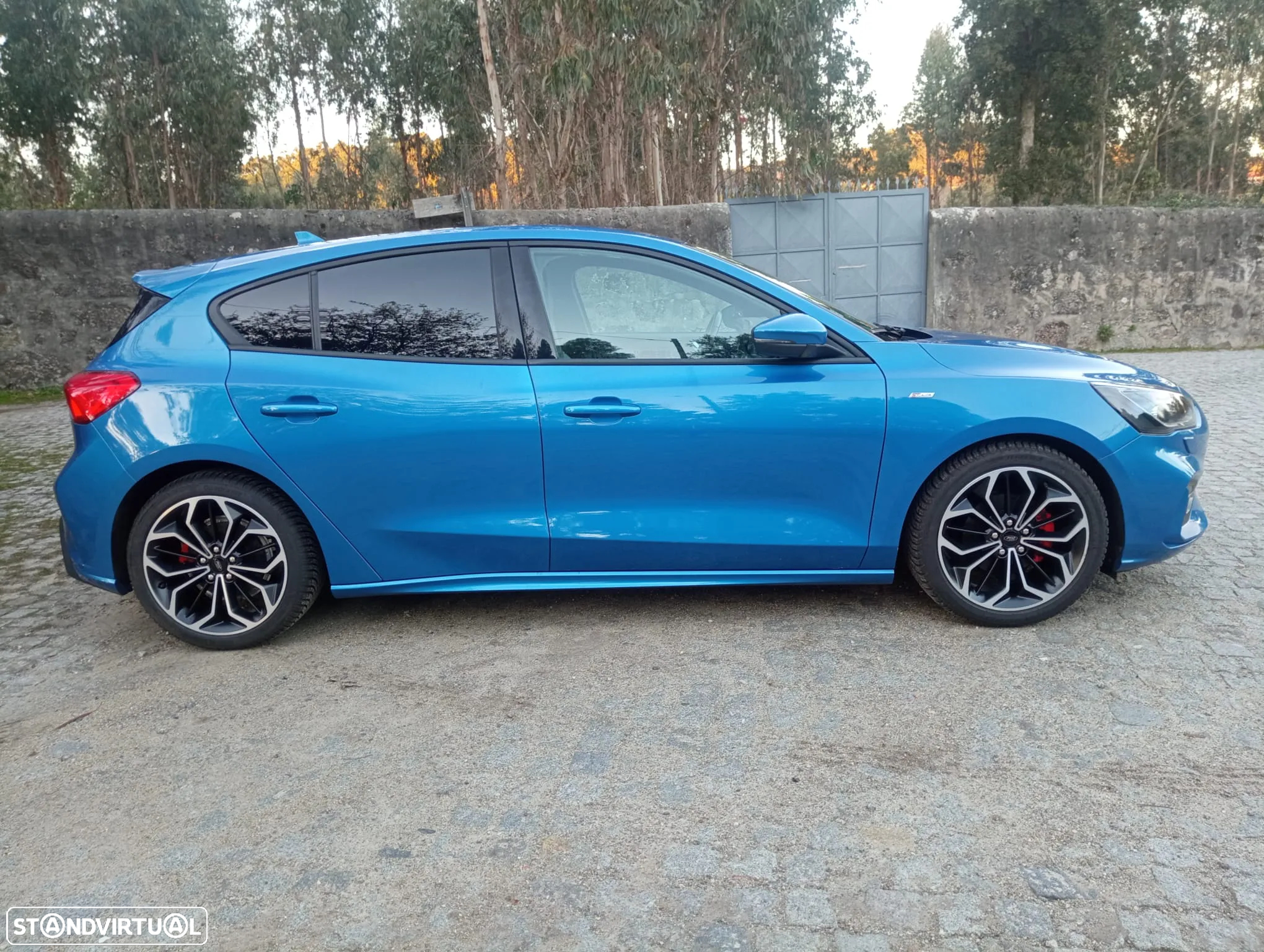 Ford Focus 1.0 EcoBoost MHEV ST-Line - 3