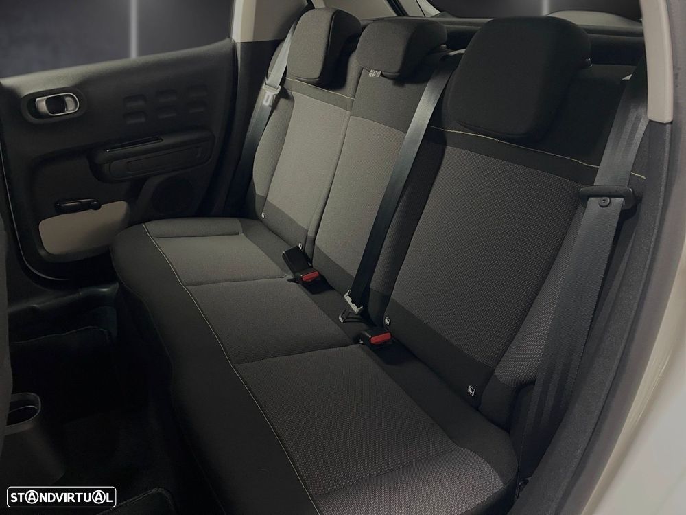 Citroën C3 1.2 PureTech Shine - 23