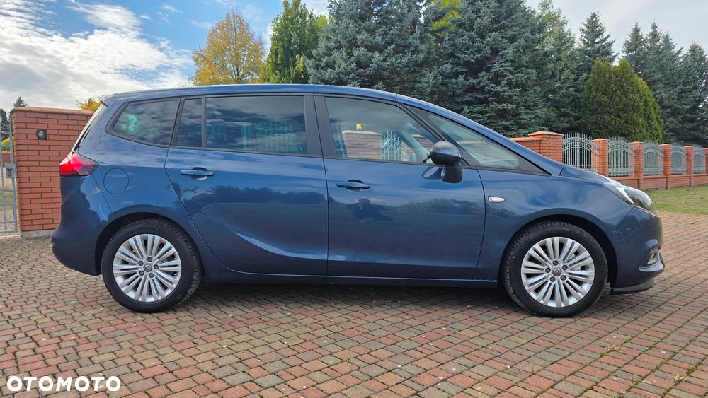 Opel Zafira - 12