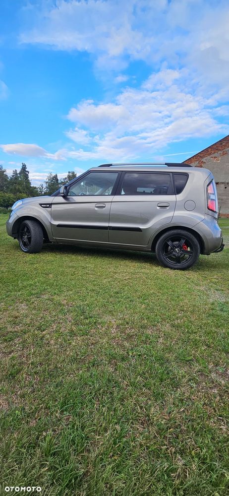 Kia Soul 1.6 L - 4
