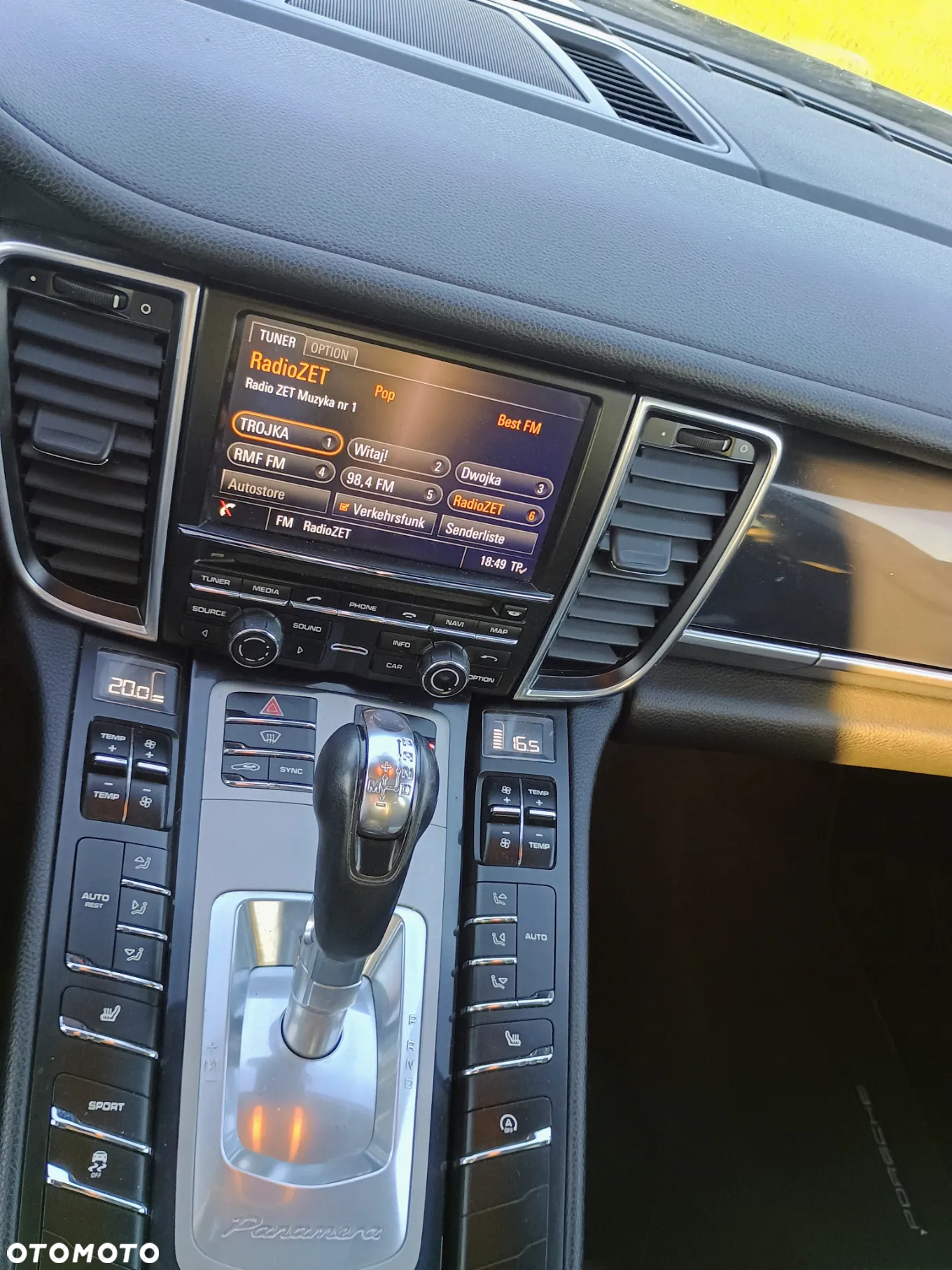 Porsche Panamera - 15