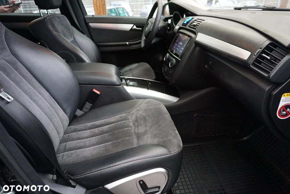 Mercedes-Benz Klasa R 320 CDI 4Matic 7G-TRONIC Travel Edition - 17