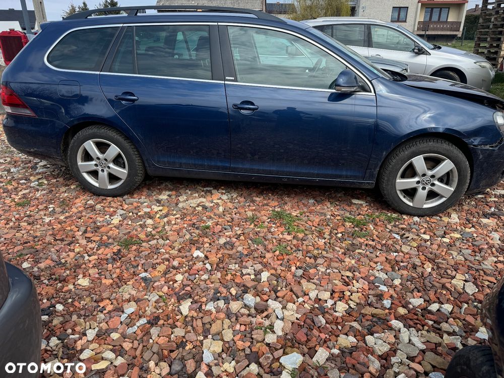 Volkswagen Golf 1.2 TSI BlueMotion Technology MATCH - 4