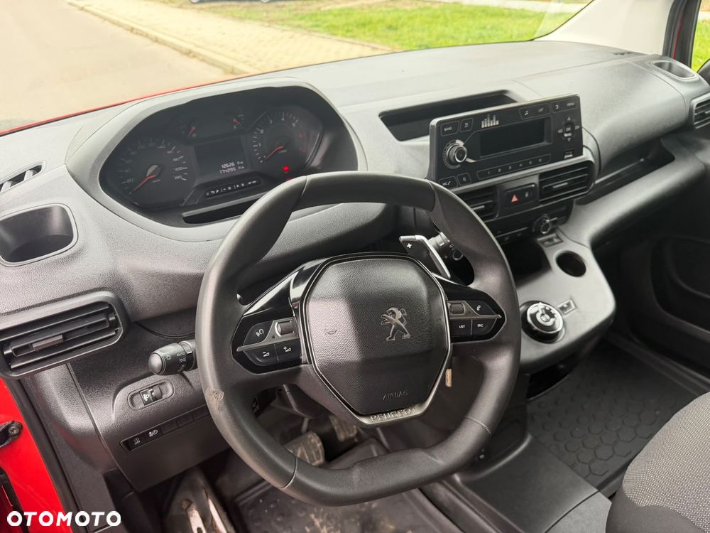 Peugeot PARTNER - 16