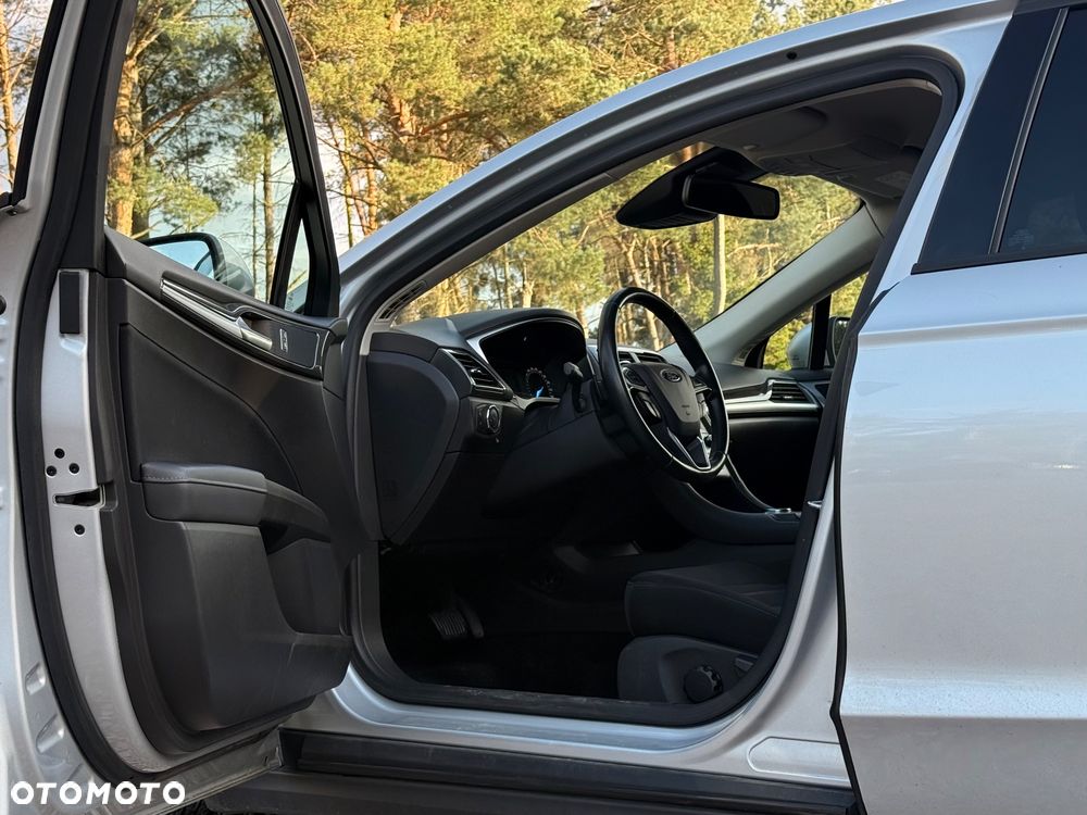 Ford Mondeo - 7