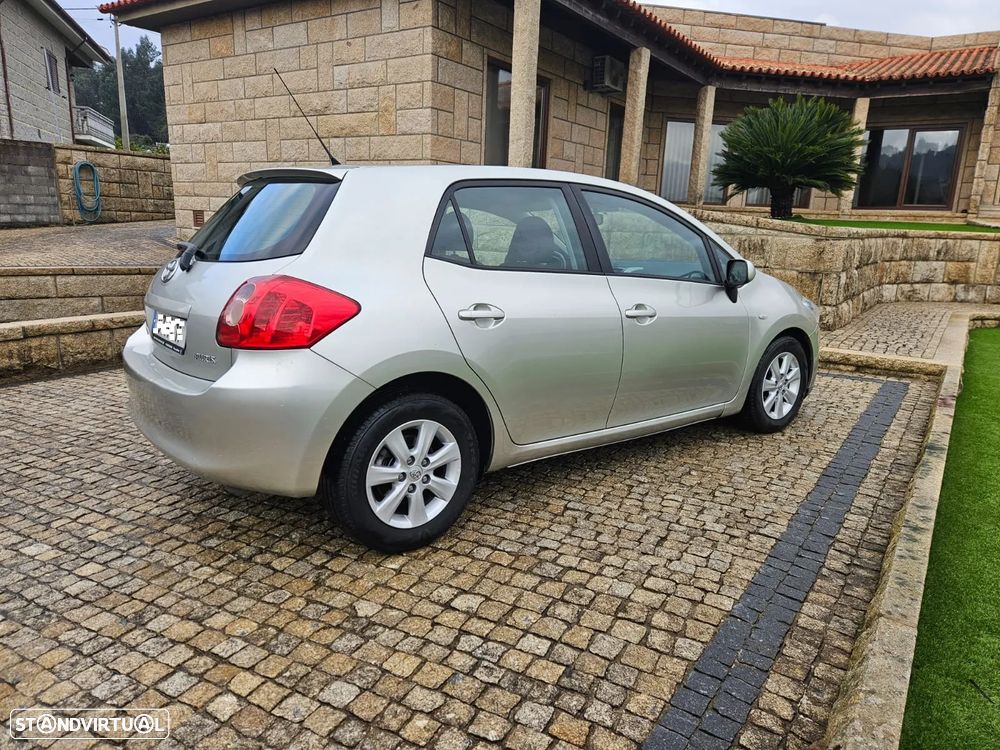 Toyota Auris 1.4 D-4D ACtive - 6