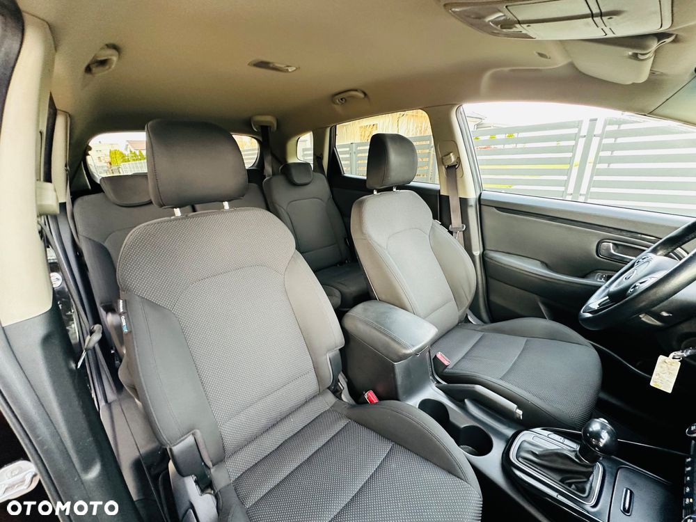 Kia Carens 1.7 CRDi Business Line 7os 7DCT - 18