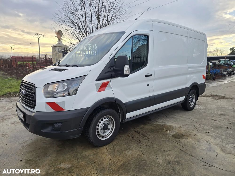Ford Transit - 1