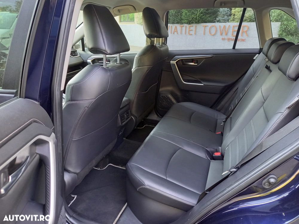 Toyota RAV4 2.5 VVT-iE 4x4 Luxury - 27
