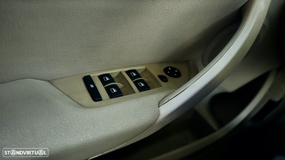 BMW X1 18 d sDrive Auto - 40