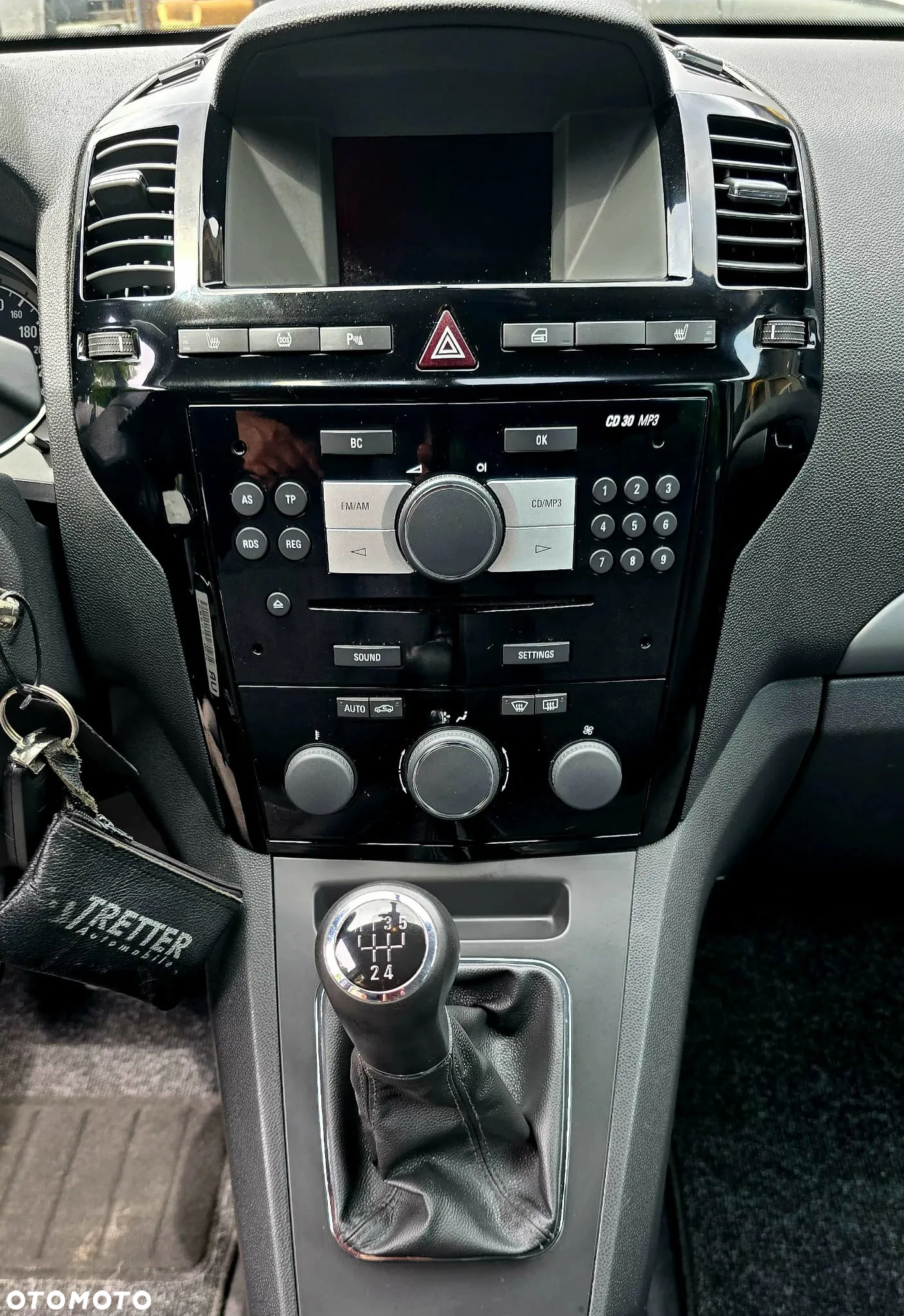 Opel Zafira 1.8 Cosmo - 23