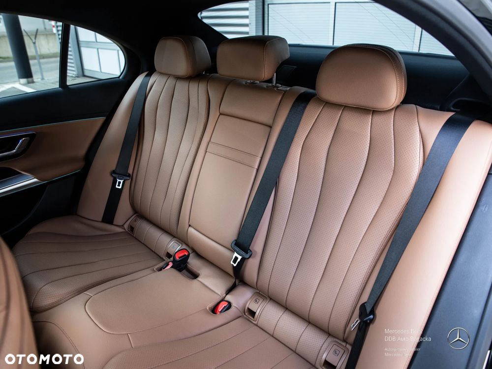 Mercedes-Benz Klasa E 200 d mHEV Avantgarde 9G-Tronic - 13
