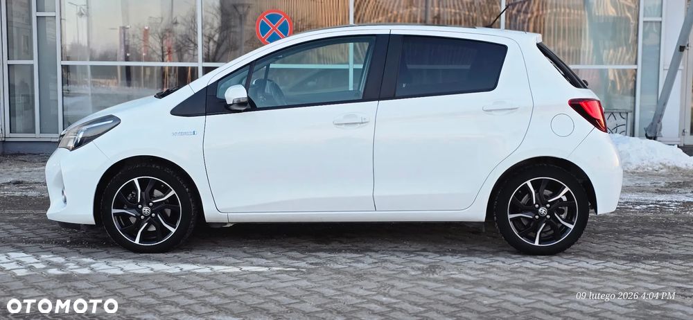 Toyota Yaris 1.5 VVT-i Lounge - 2