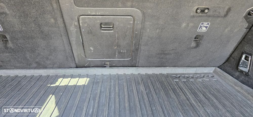 Volvo V90 Cross Country 2.0 D4 Pro AWD Geartronic - 17