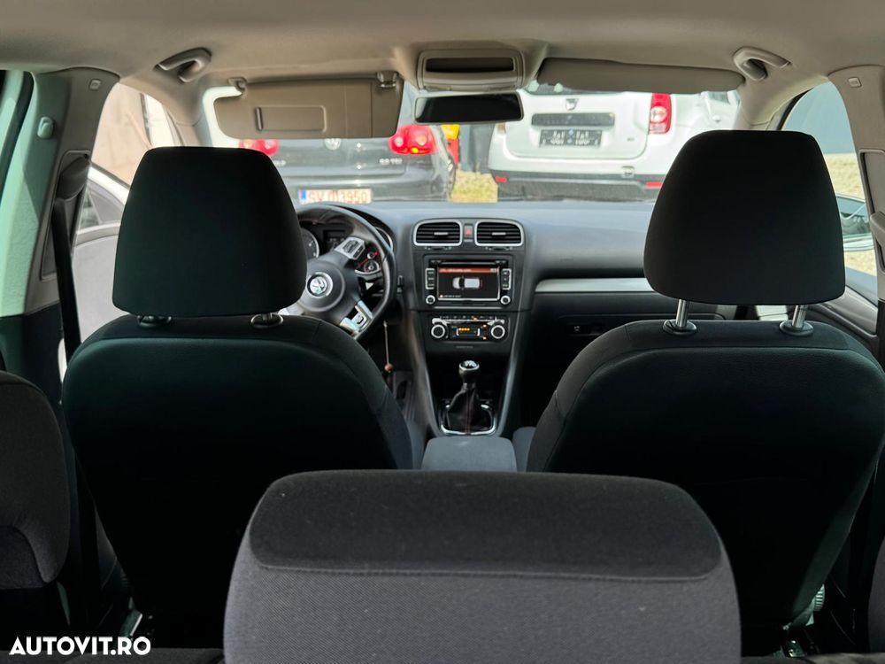 Volkswagen Golf - 9