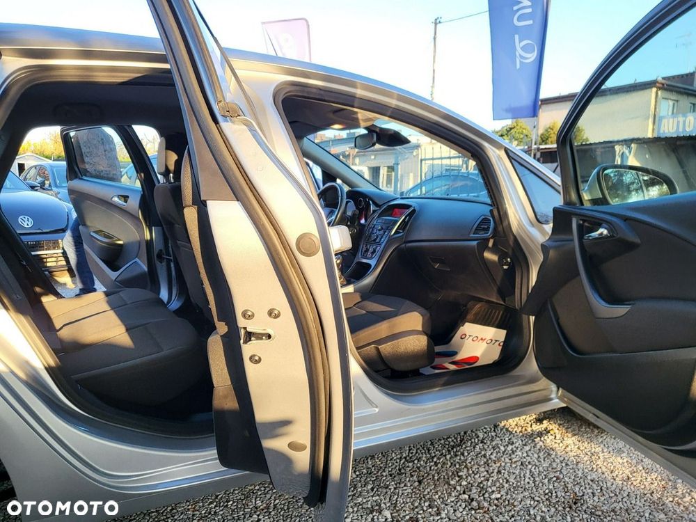 Opel Astra - 24