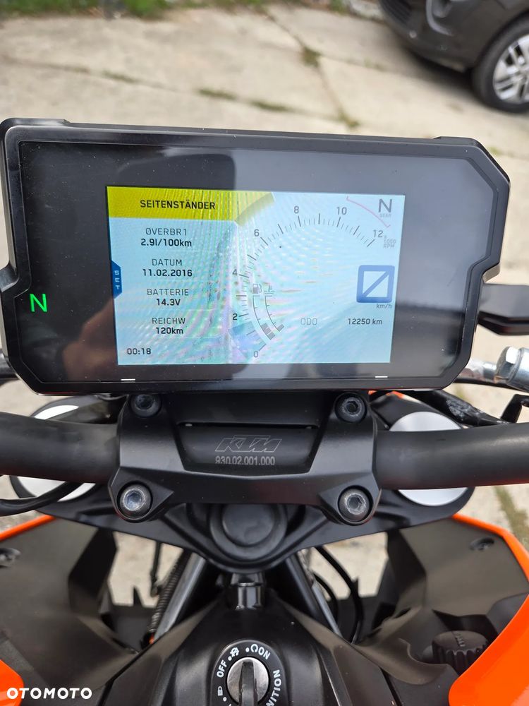KTM Duke 125 - 12