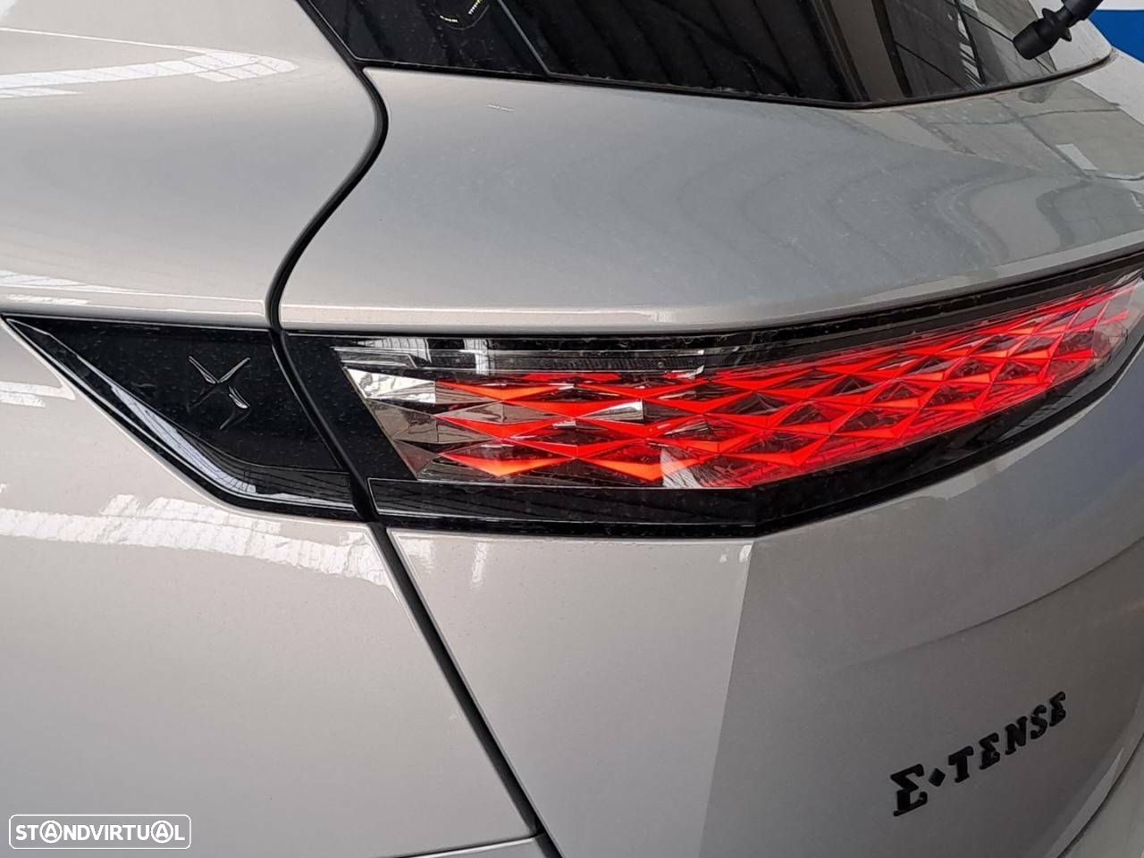 DS DS7 E-Tense Performance Line EAT8 - 26