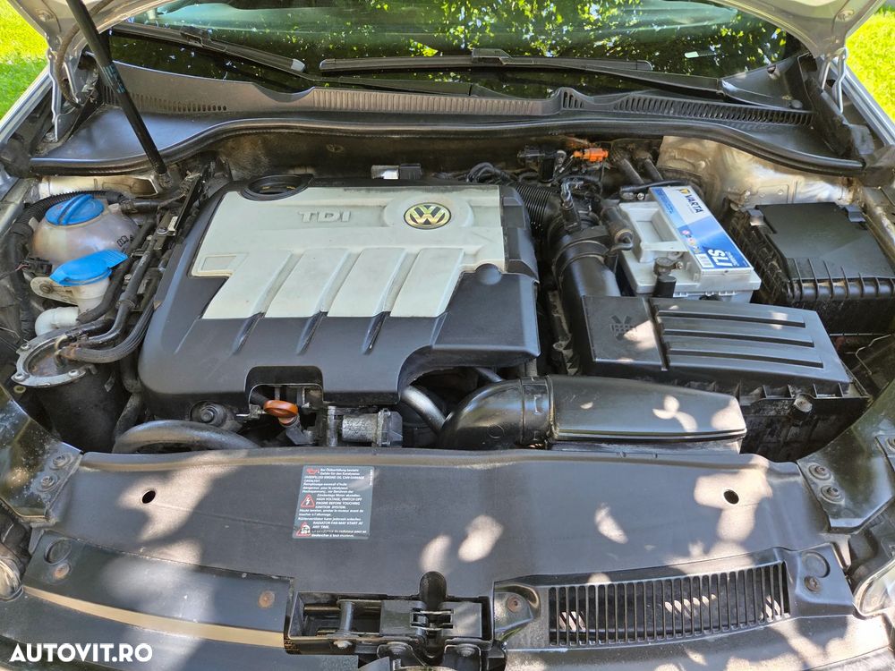 Volkswagen Golf 2.0 TDI Trendline - 6
