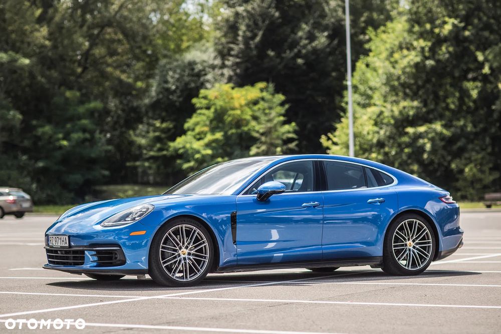 Porsche Panamera 4S - 2