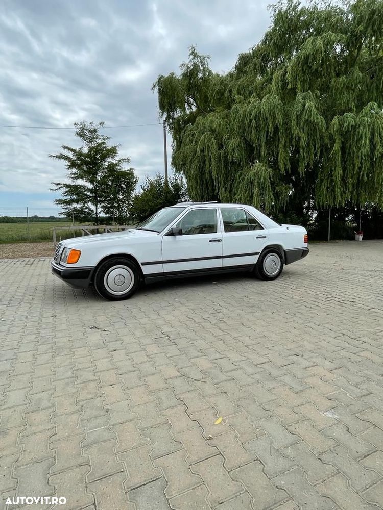 Mercedes-Benz W124 - 2