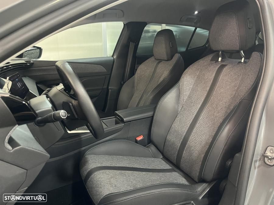 Peugeot 408 1.2 PureTech Allure Pack EAT8 - 11