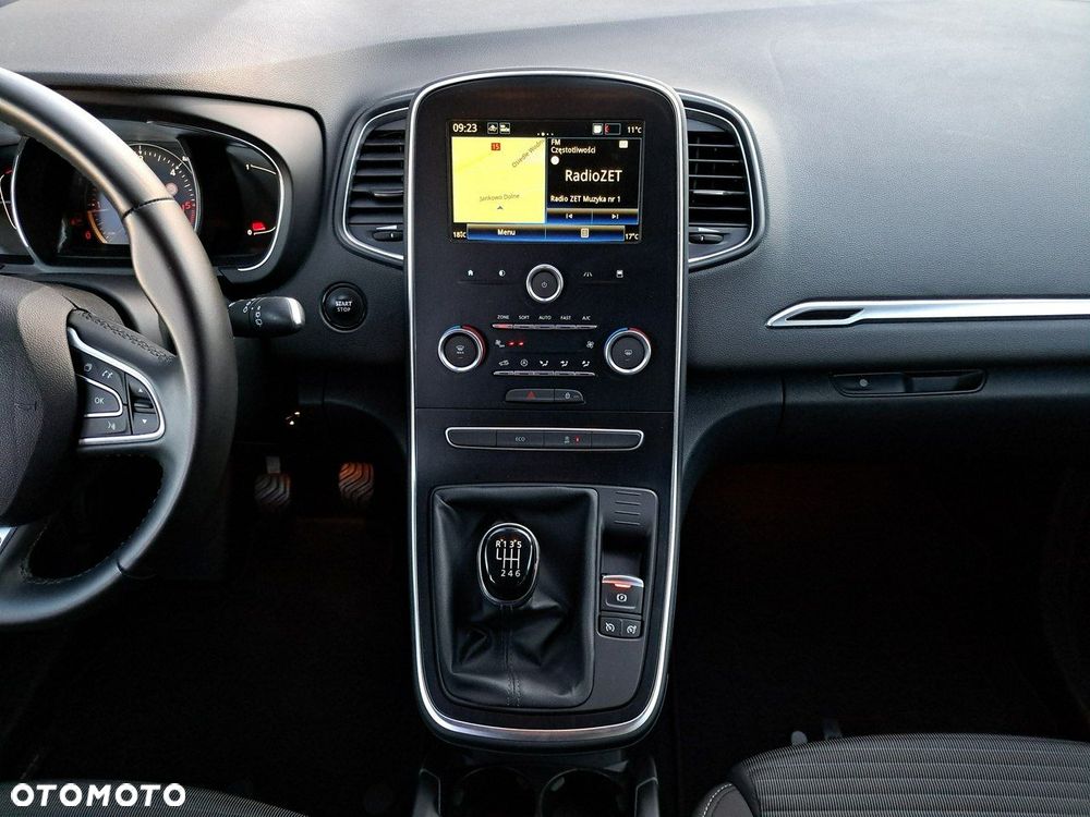 Renault Grand Scenic BLUE dCi 120 BUSINESS EDITION - 15
