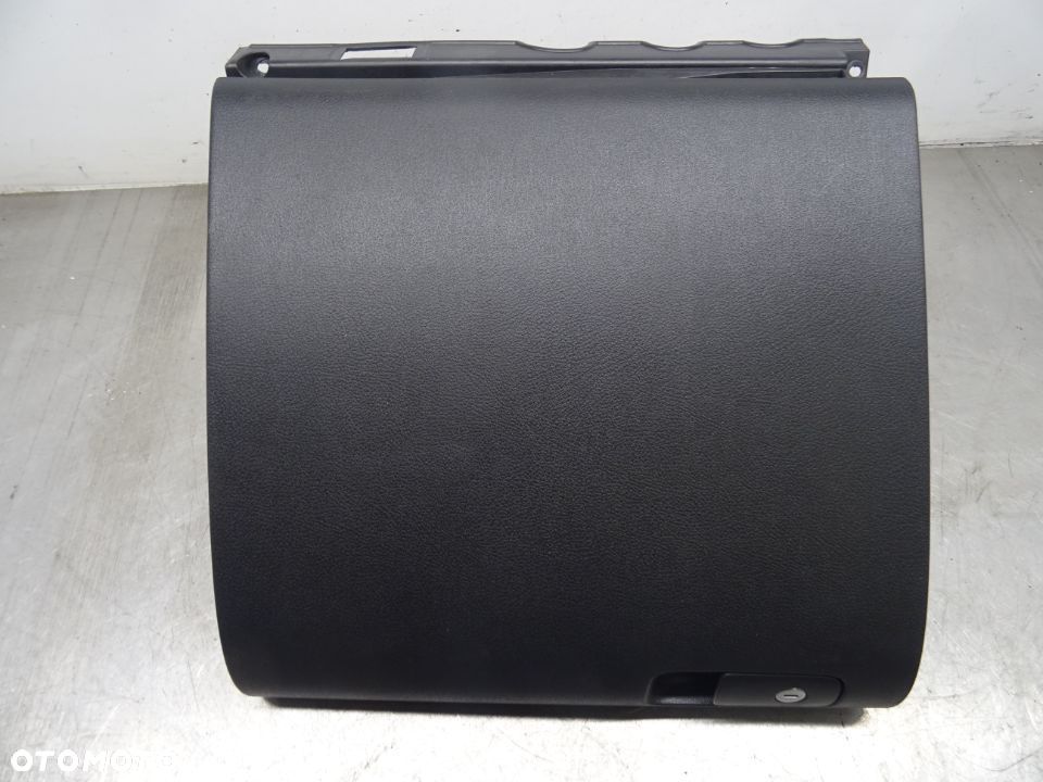 VW GOLF PLUS LIFT 09-14 2.0TDI SCHOWEK PASAŻERA - 2