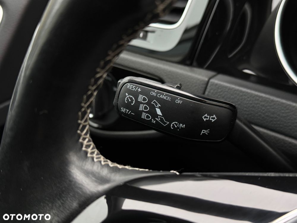 Volkswagen Golf 1.4 TSI BlueMotion Technology DSG Cup - 13