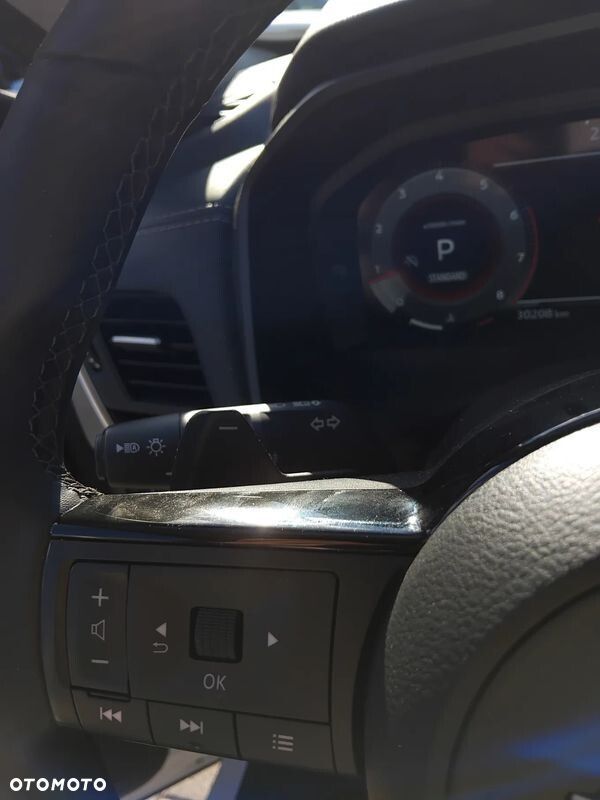 Nissan Qashqai 1.3 DIG-T MHEV N-Connecta Xtronic - 13