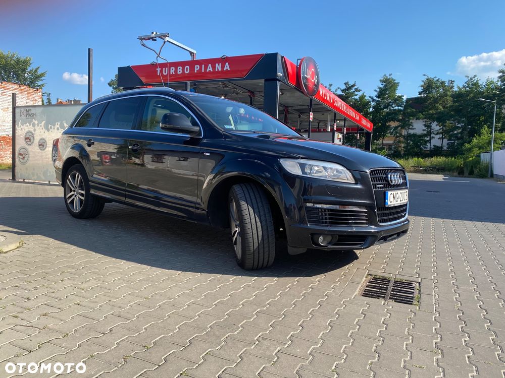 Audi Q7 - 4