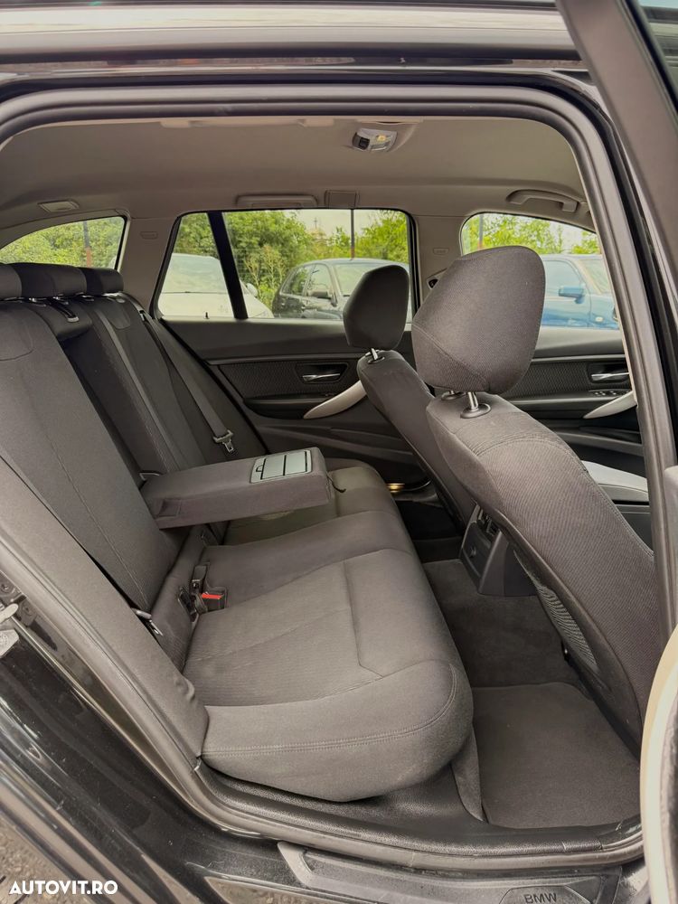 BMW Seria 3 318d Aut. - 16