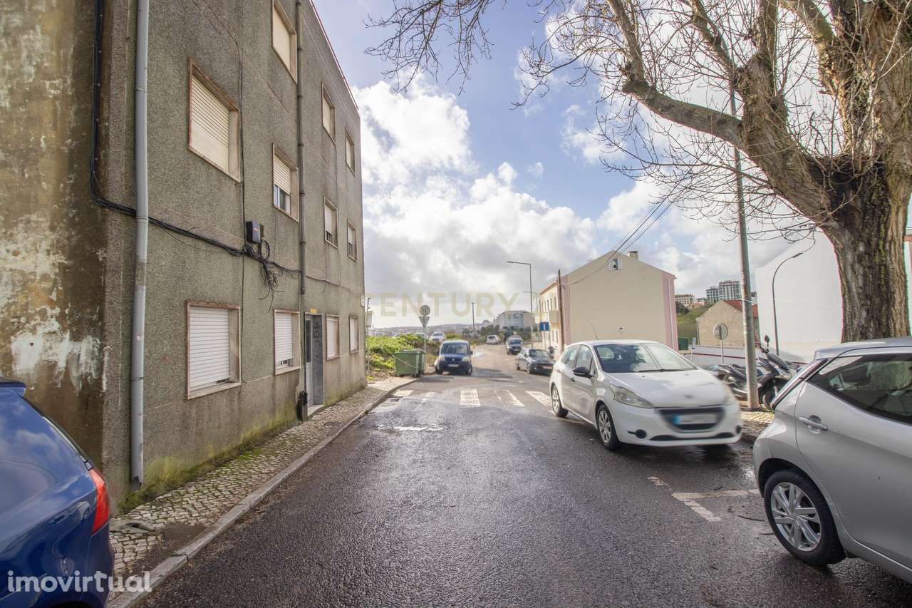 Prédio com Rentabilidade na Brandoa - Amadora - Grande imagem: 4/34