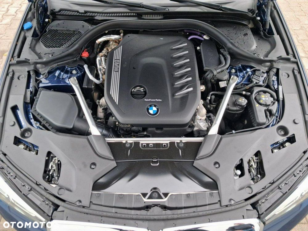 BMW Seria 5 - 32