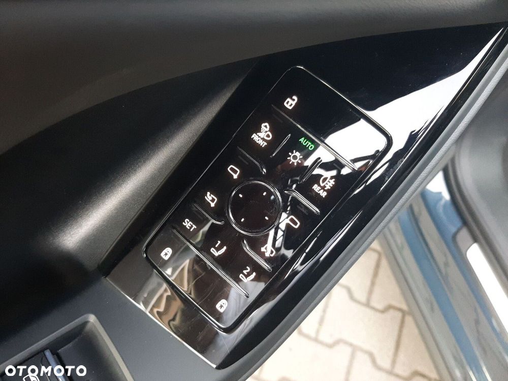 Audi Q6 e-tron - 16