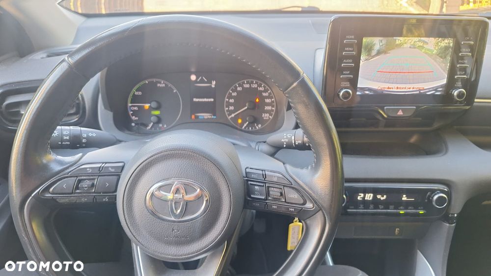 Toyota Yaris Hybrid 100 Active EU6 - 18