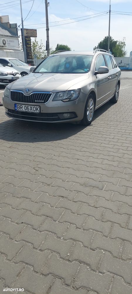 Skoda Superb 1.6 TDI GreenLine - 14