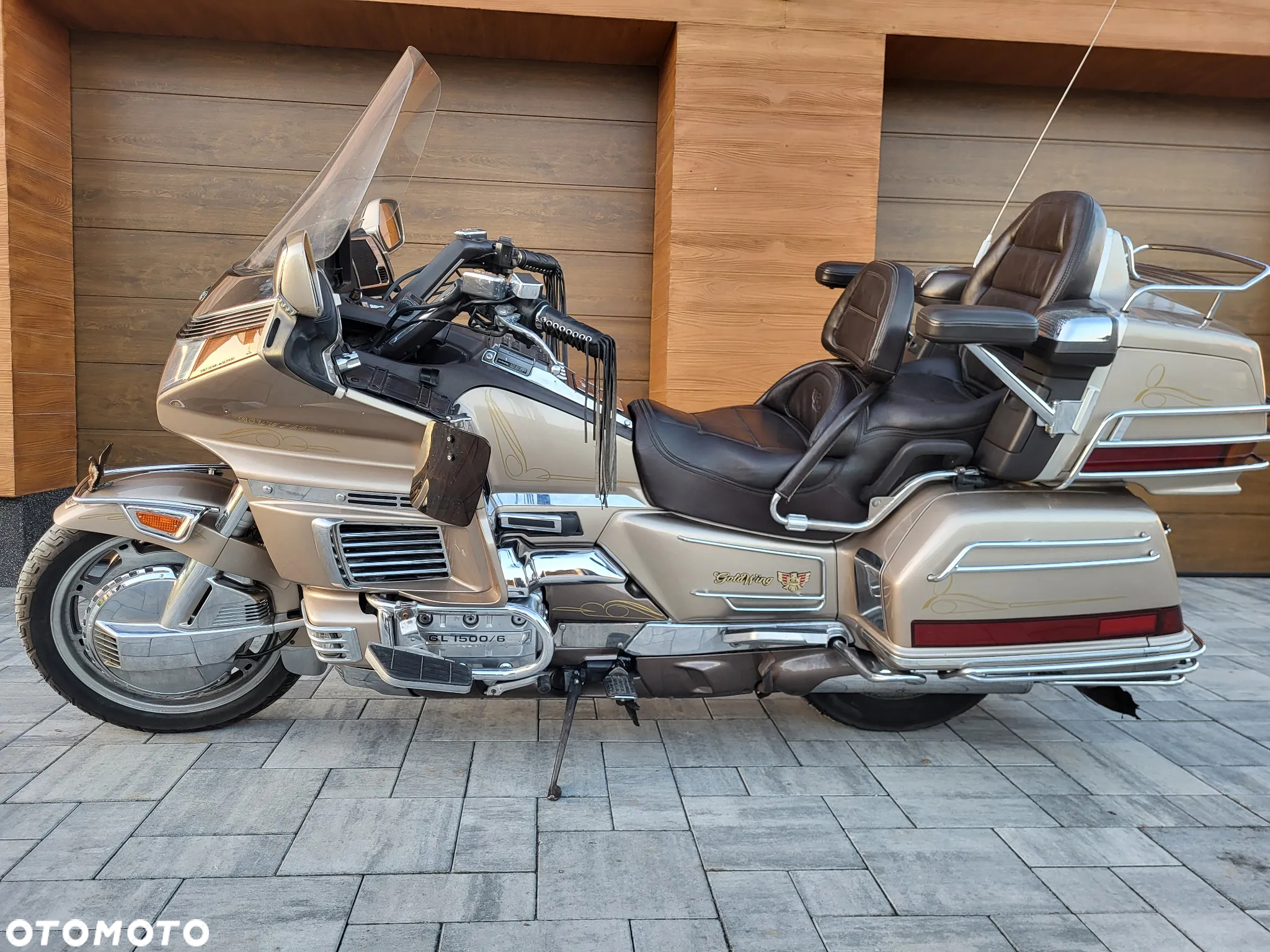 Honda GL - 23