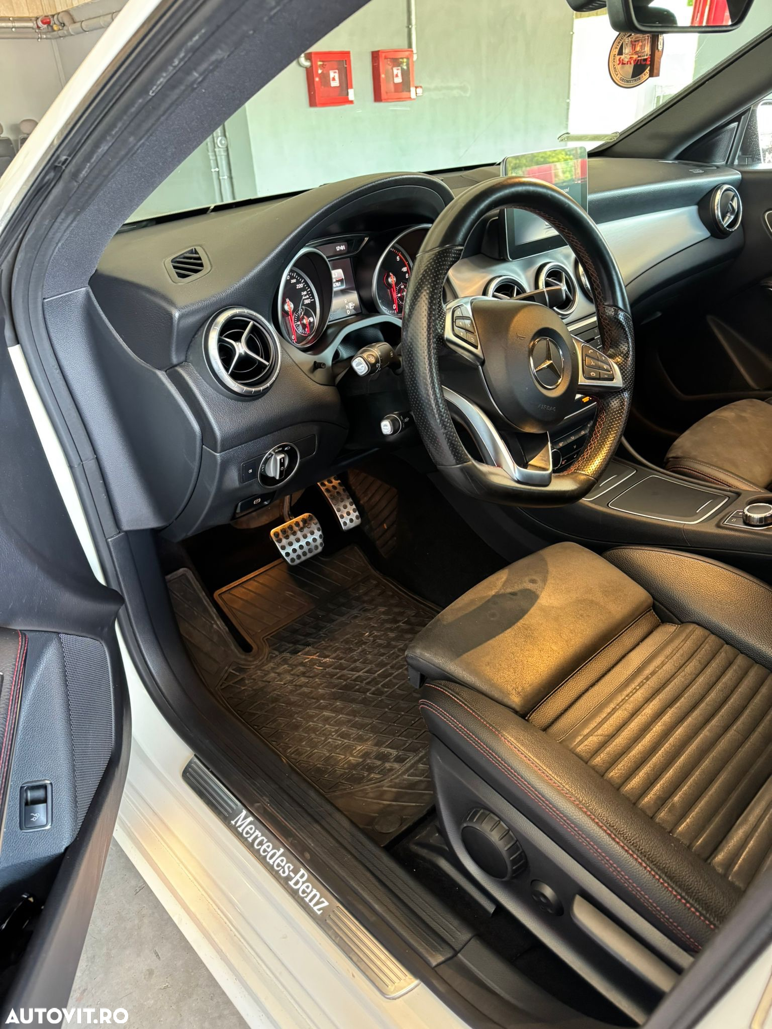 Mercedes-Benz CLA 220 d Aut. - 8