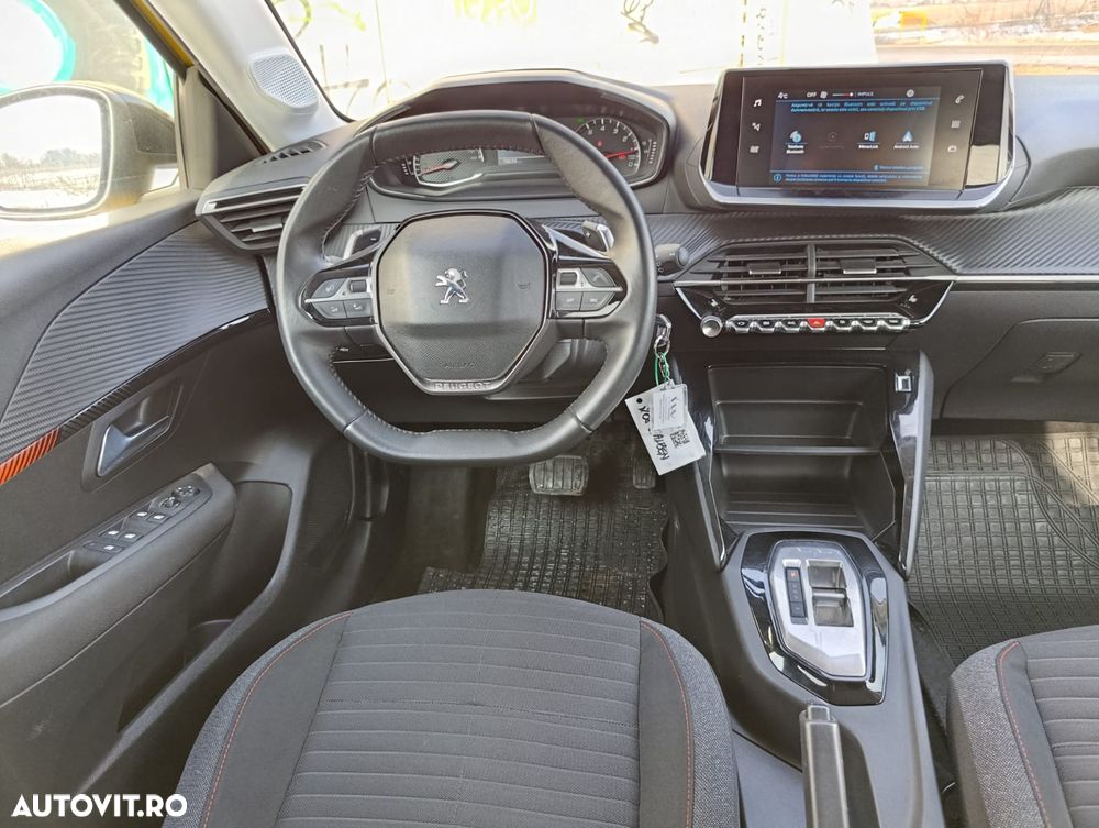 Peugeot 208 1.2 L PureTech STT EAT8 Active Pack - 9