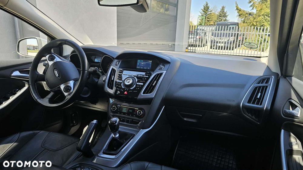 Ford Focus 1.6 TDCi DPF Titanium - 12
