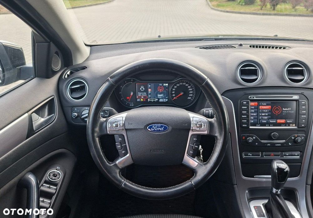 Ford Mondeo - 24