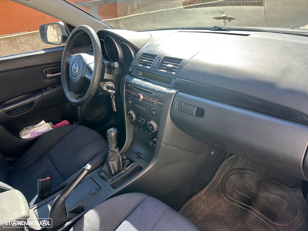 Mazda 3 Hatchback - 6