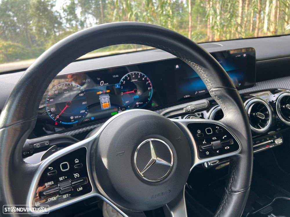 Mercedes-Benz A 250 e Progressive - 30