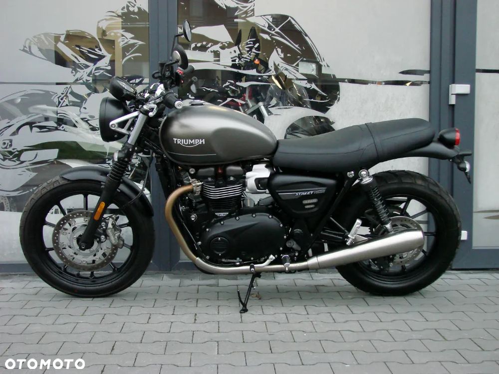 Triumph Street Twin - 4