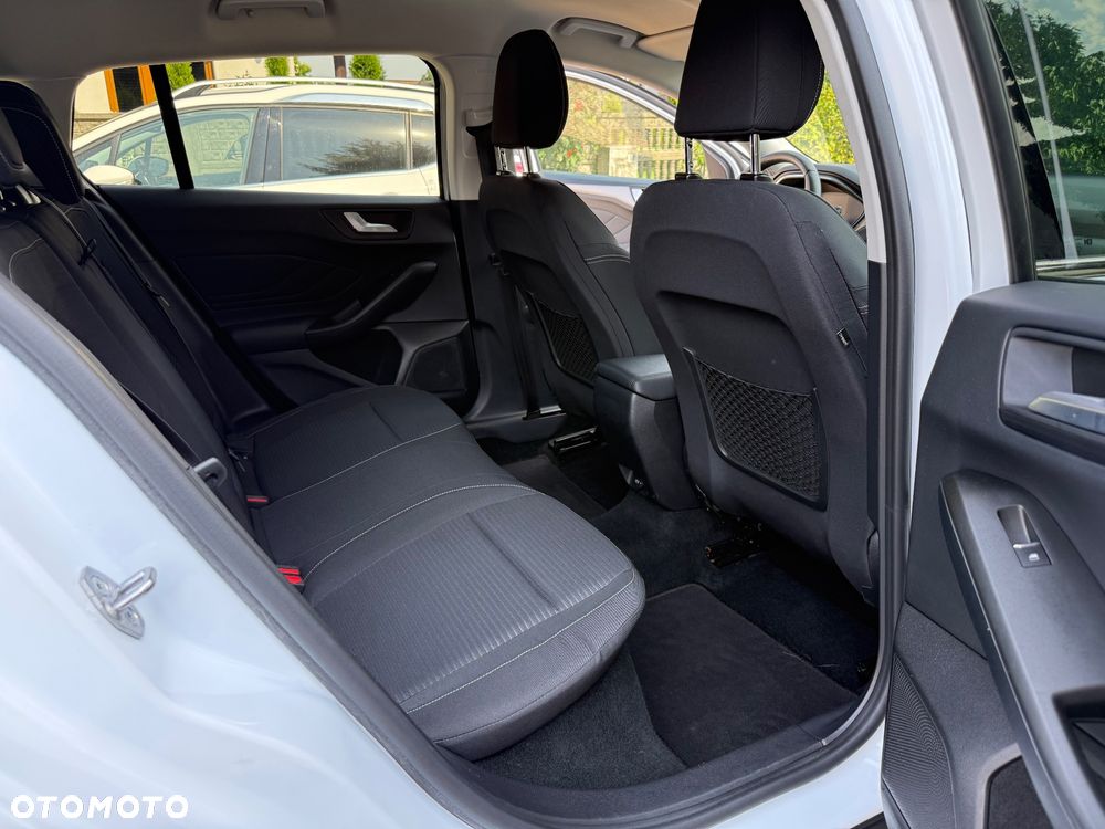 Ford Focus 2.0 EcoBlue Titanium X - 19