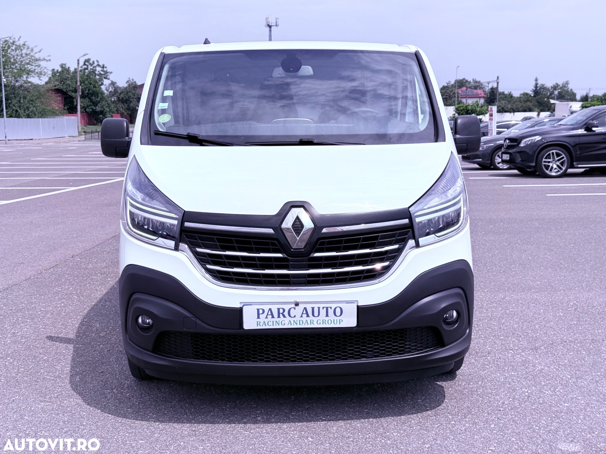 Renault Trafic 2.0 Blue dCi 146 Furgon Cabina Dubla L2H1 Authentique - 9